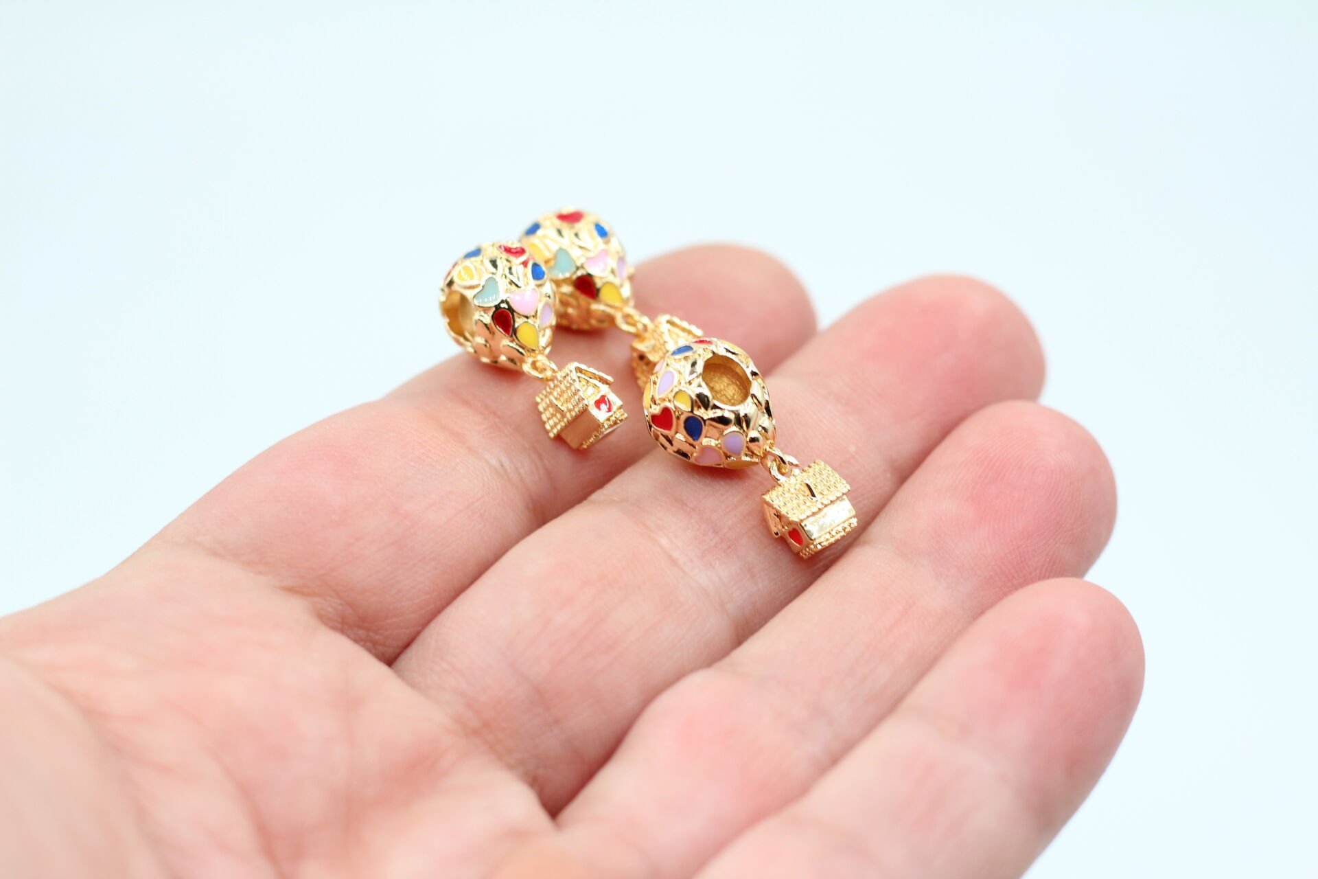 Altın Kaplama İthal Kalp ve Ev Desenli Uçan Balon Kolye Ucu