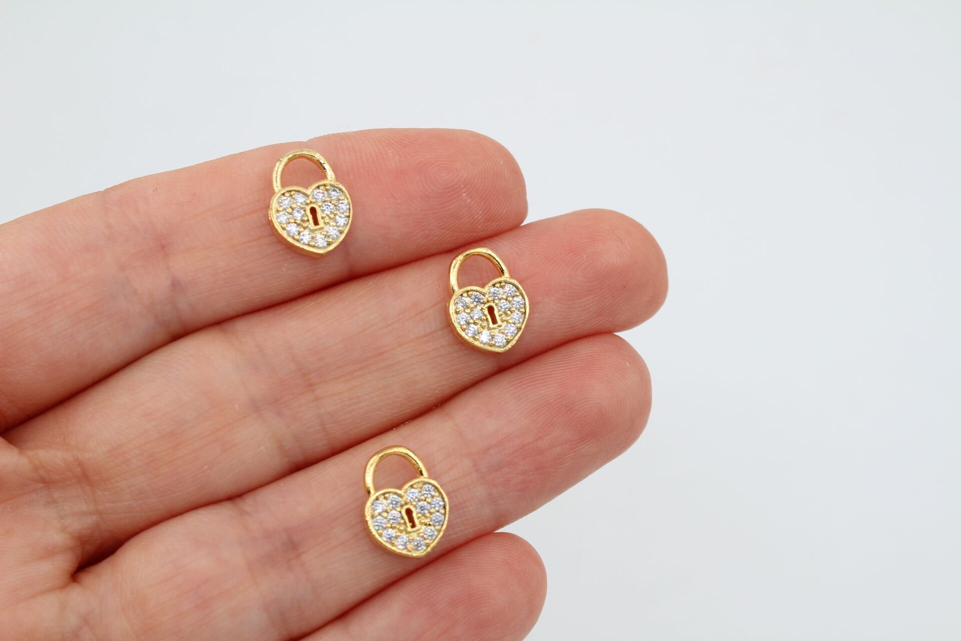 Altın Kaplama Zirkon Taşlı Küçük Kilitli Kalp