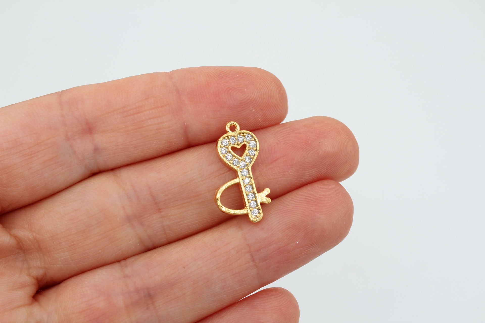 Altın Kaplama Zirkon Taşlı Anahtar