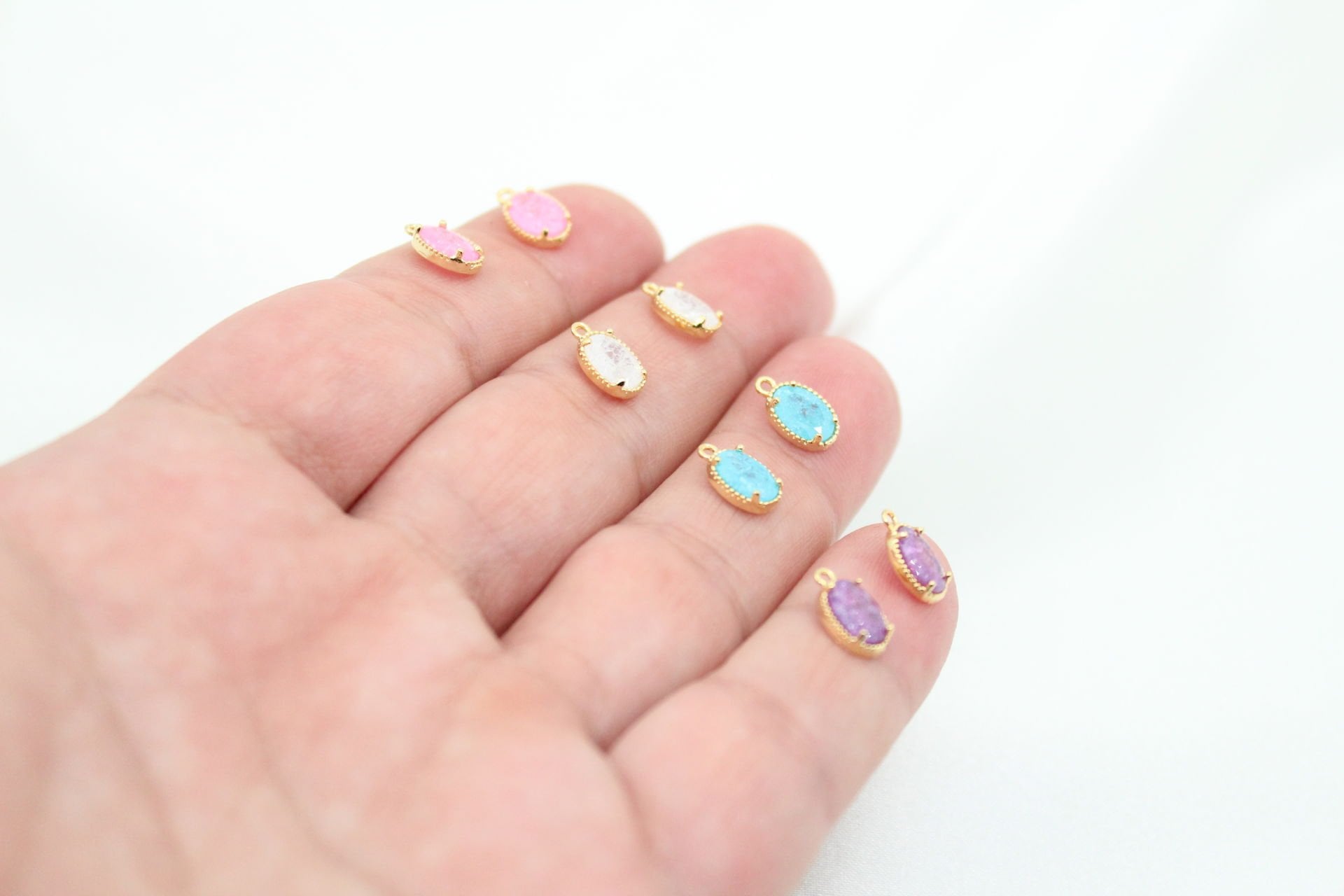 Altın Kaplama Simli Zirkonlu Oval Kolye ucu