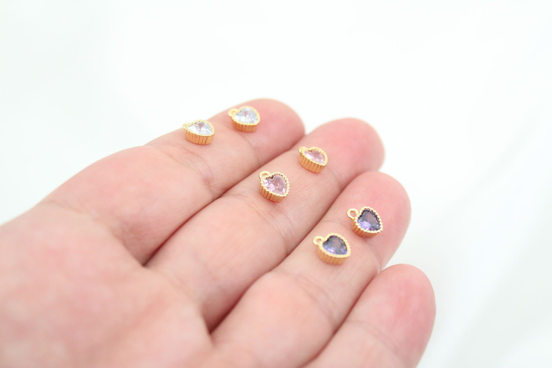 Altın Kaplama Zirkonlu Minimal Kalp Kolye Ucu