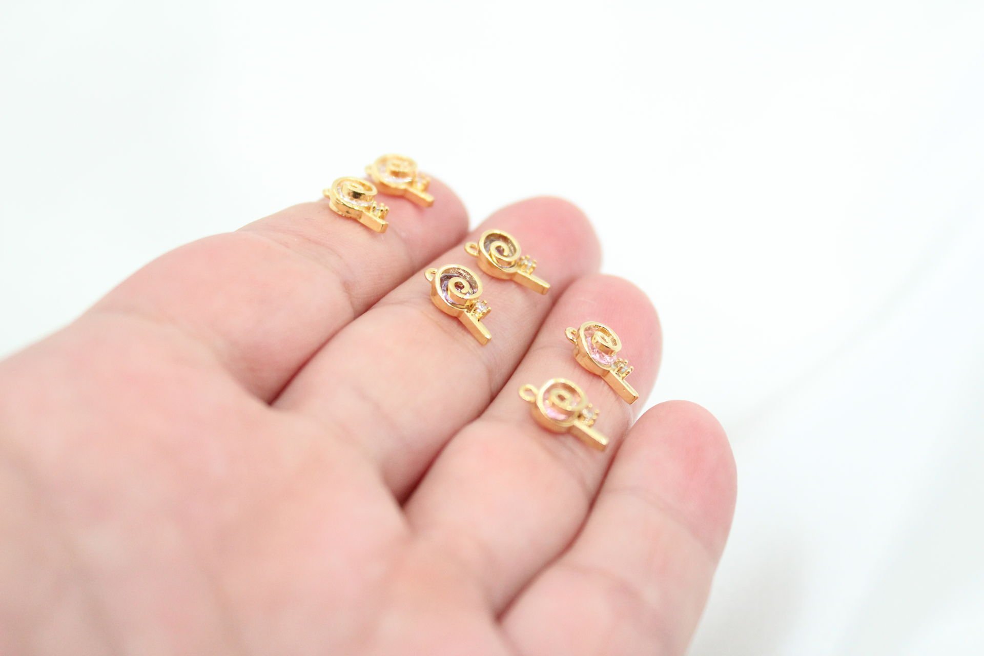 Altın Kaplama Zirkonlu Şeker Kolye Ucu