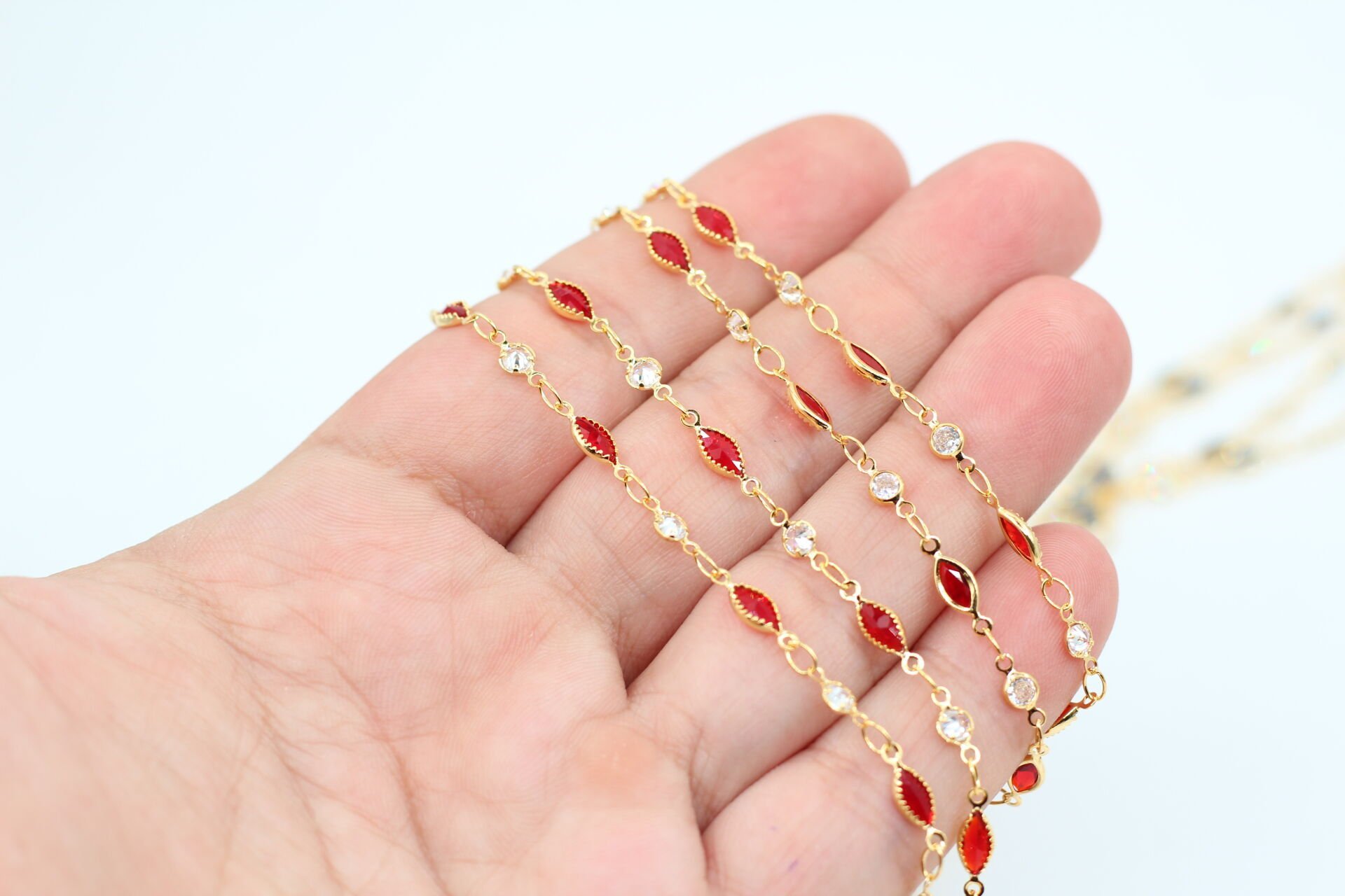 Altın Kaplama Kırmızı Mekik-Tek Taş Zirkon Zincir