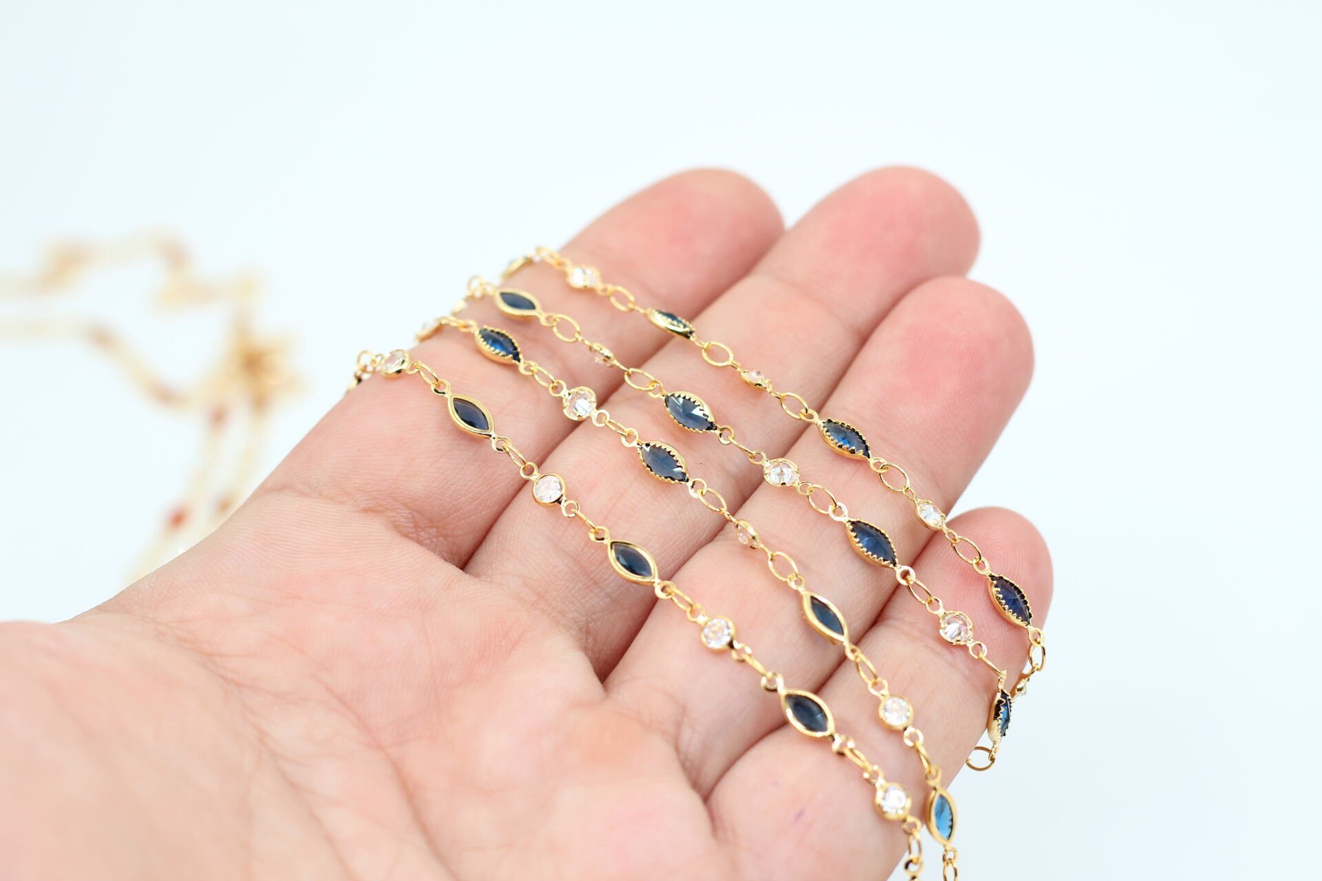 Altın Kaplama Lacivert Mekik-Tek Taş Zirkon Zincir