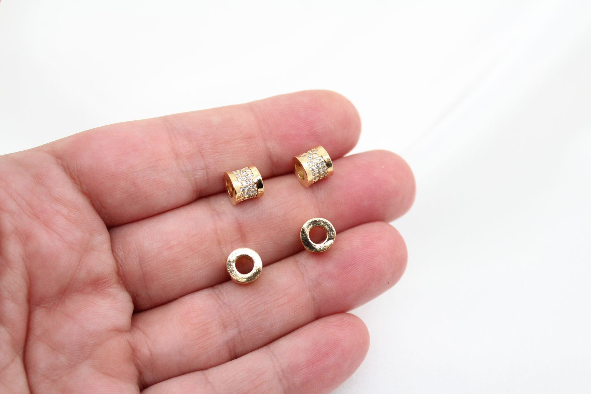 Altın Kaplama Yuvarlak Kenarları Döküm Boncuk Arası