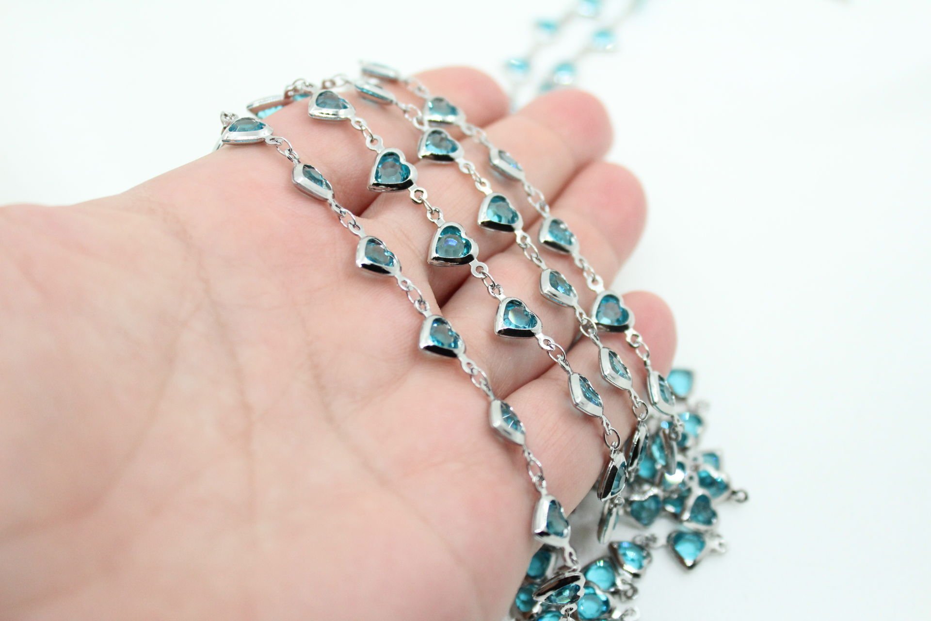 Rodyum Kaplama Mavi Kalpli Zincir