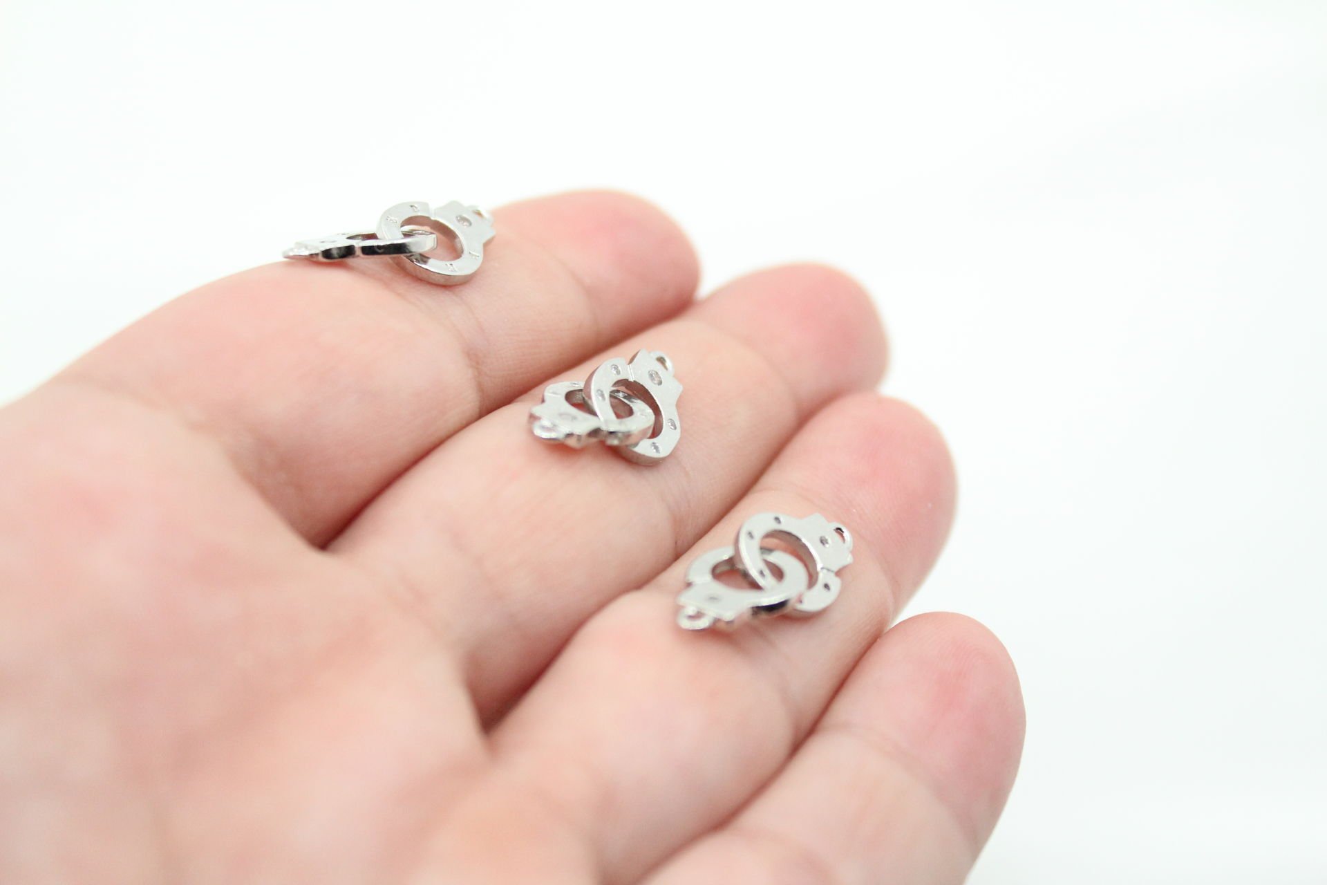 Rodyum Kaplama Zirkonlu Kelepçe