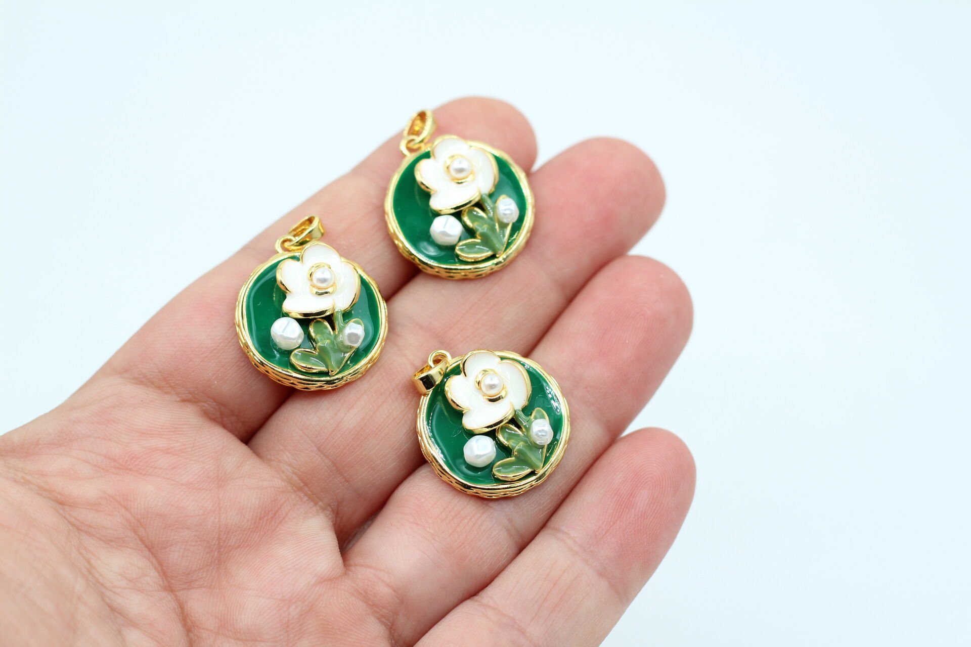 İthal Altın Kaplama Büyük Boy Mineli İncili Çiçek Yeşil