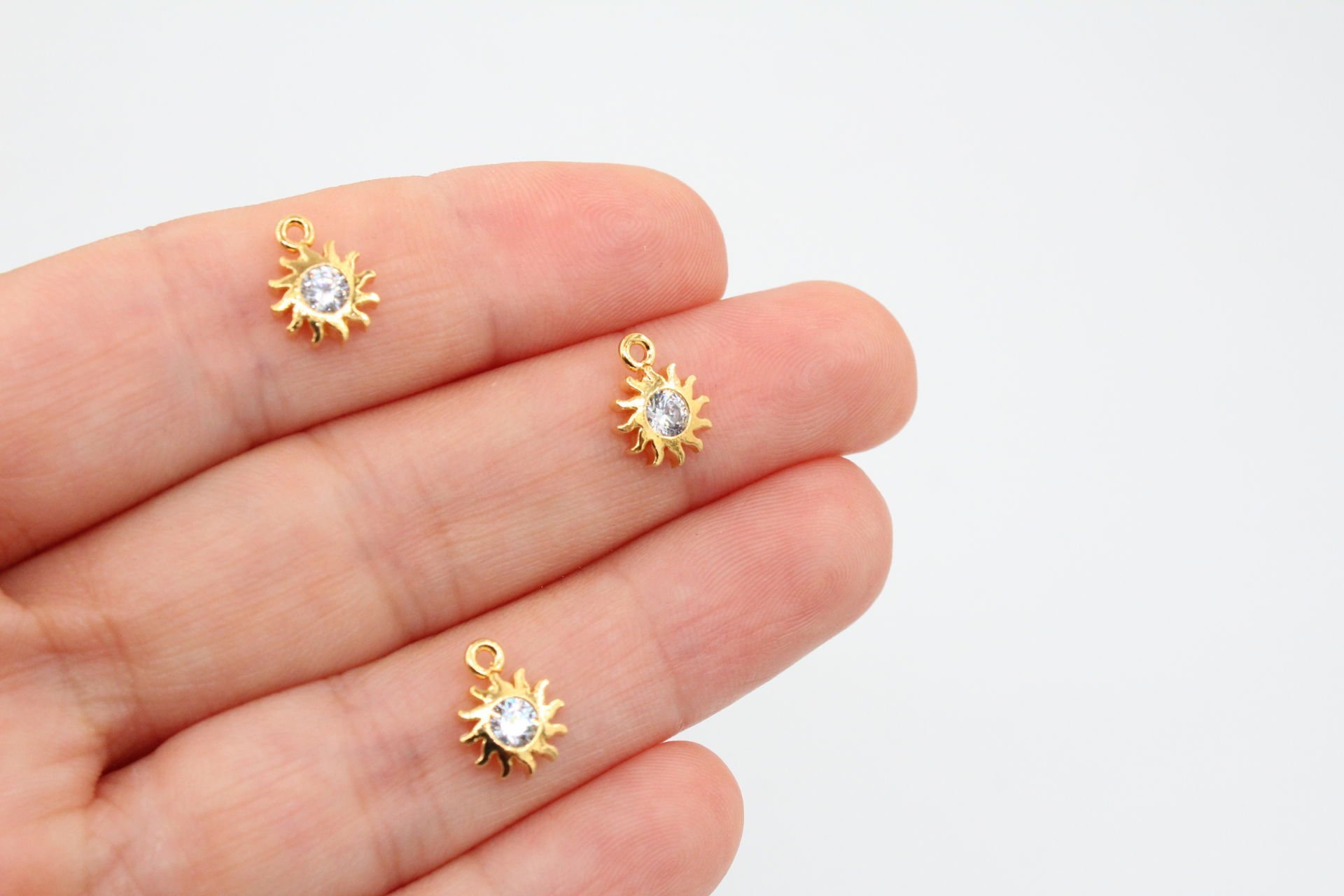 Altın Kaplama Zirkonlu Mini Güneş