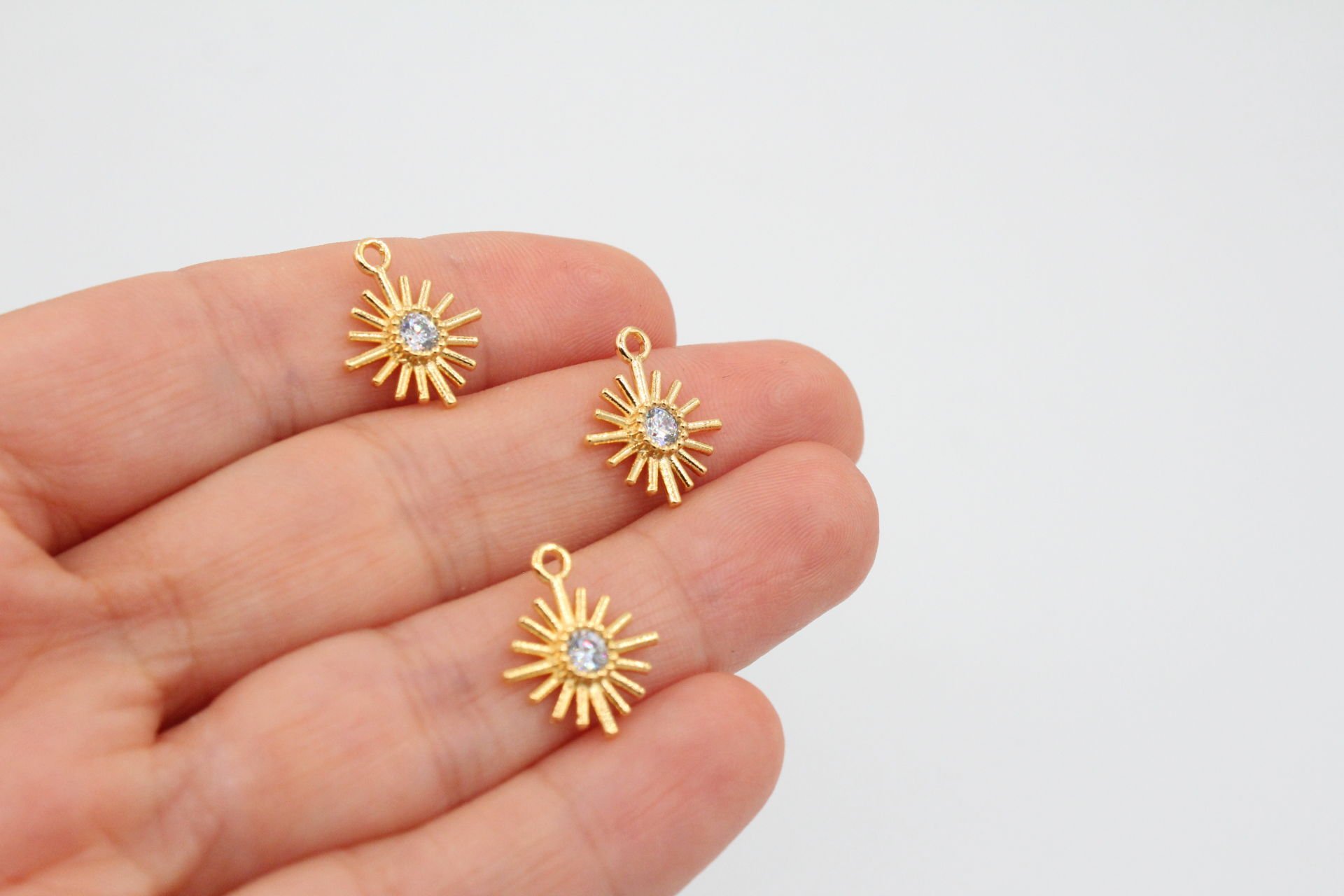 Altın Kaplama Zirkonlu Kutup Yıldızı