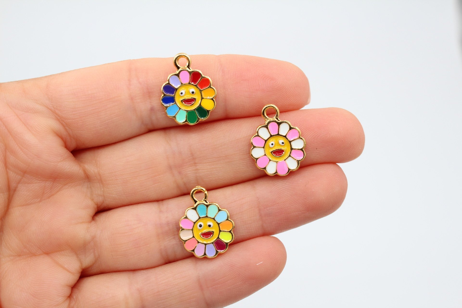 Altın Kap.Küçük Gülen Yüz Çiçek