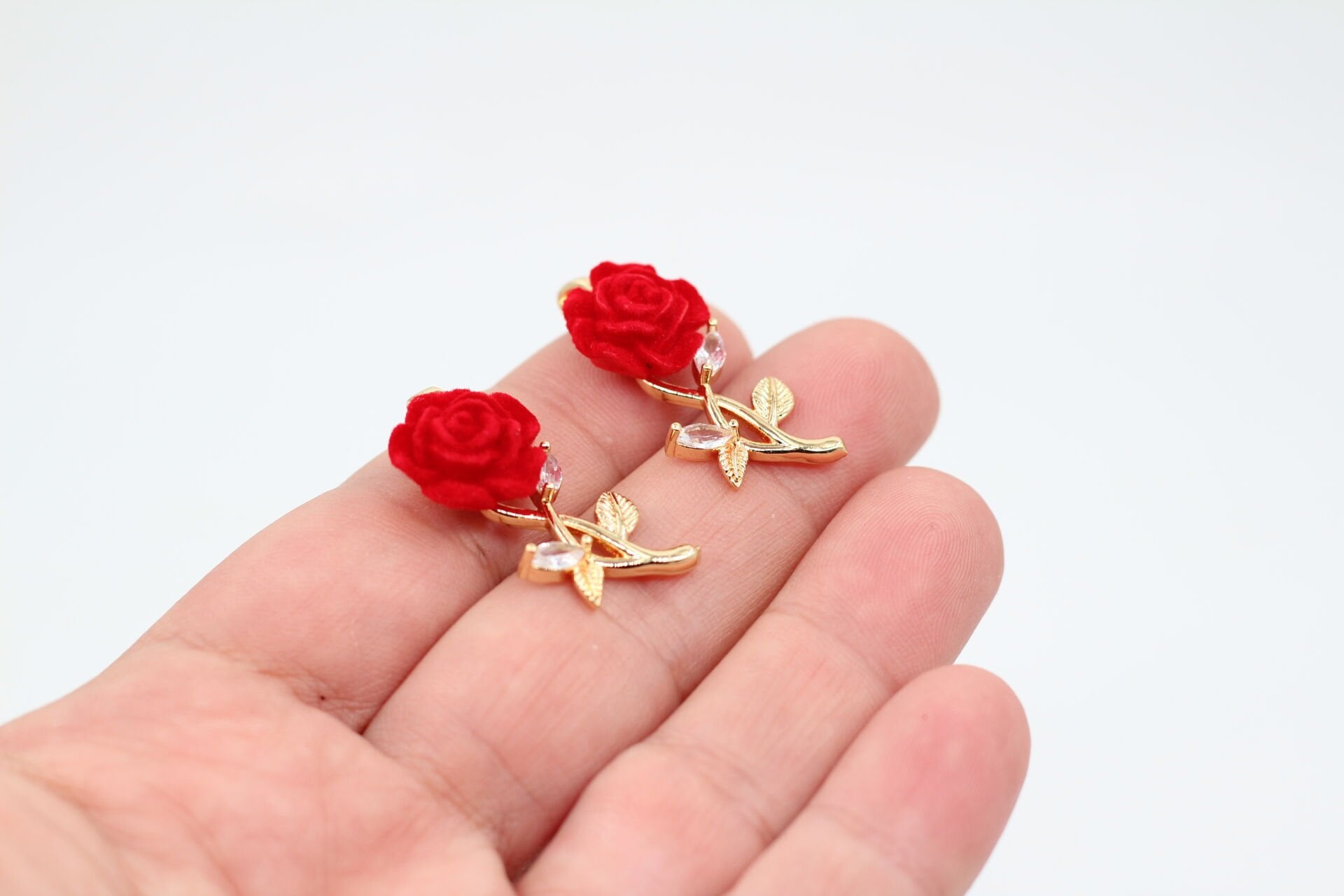 İthal Altın Kaplama Zirkonlu Gül Kolye Ucu