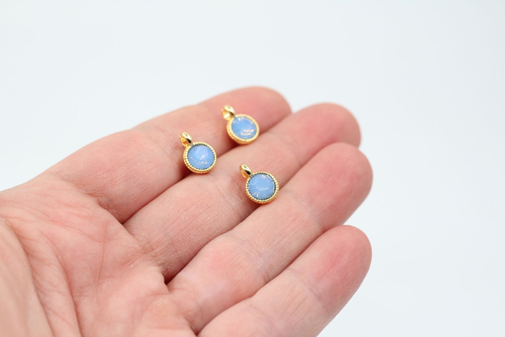 Altın Kaplama Tek Taş Sallantı Aparat Buzlu Mavi