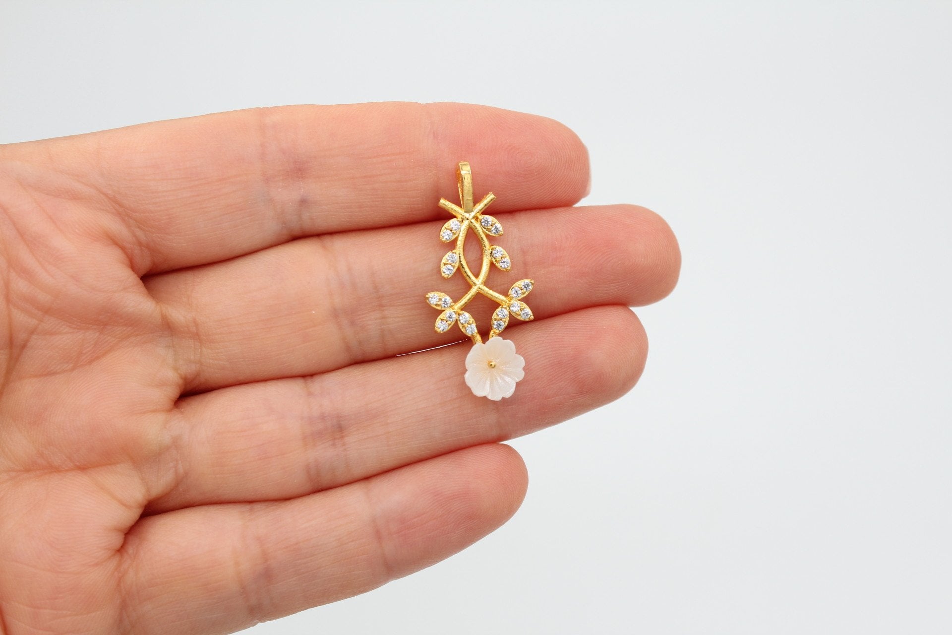 Altın Kap. Sedef Çiçekli Manolya