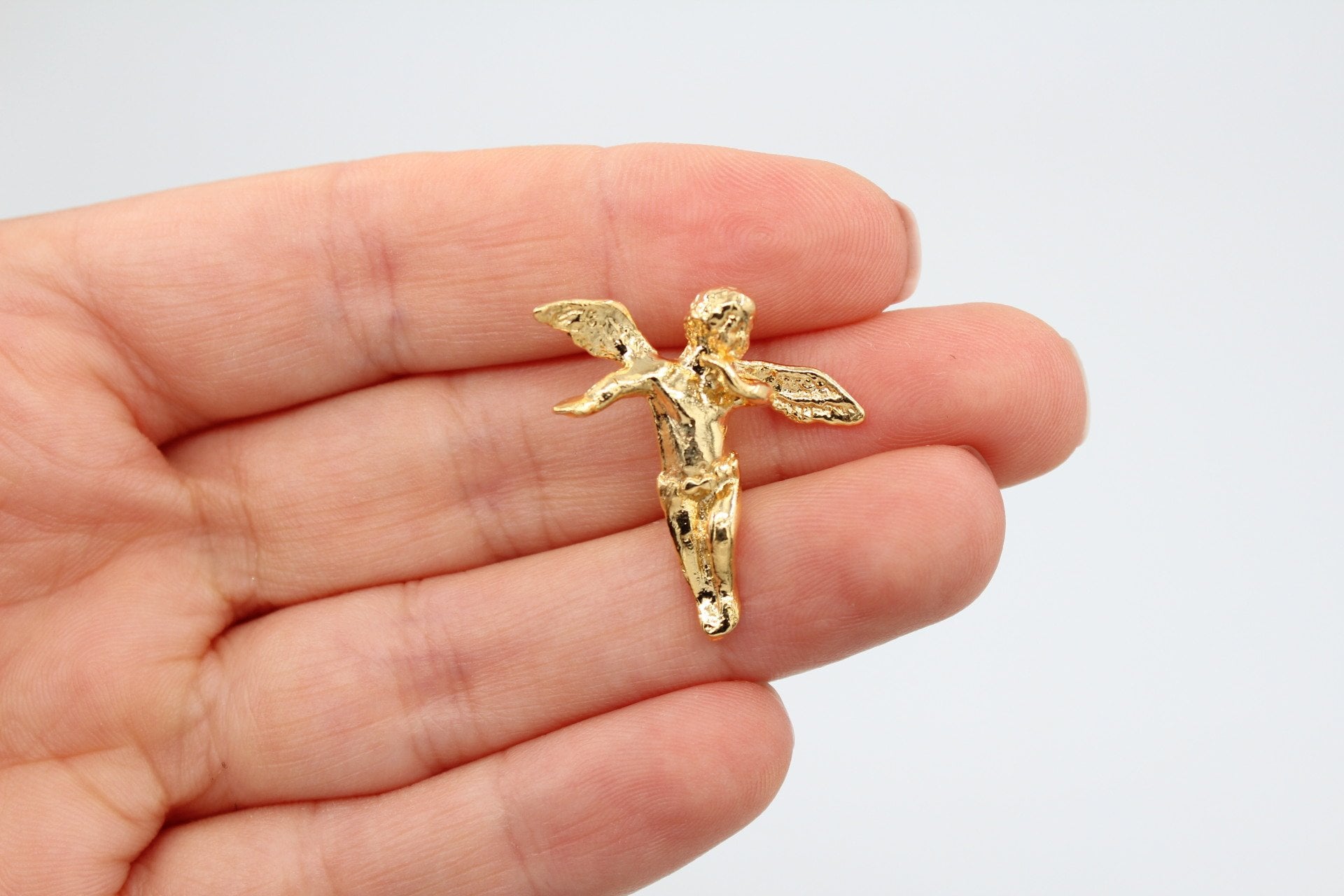 Altın Kap. Dans Eden Melek