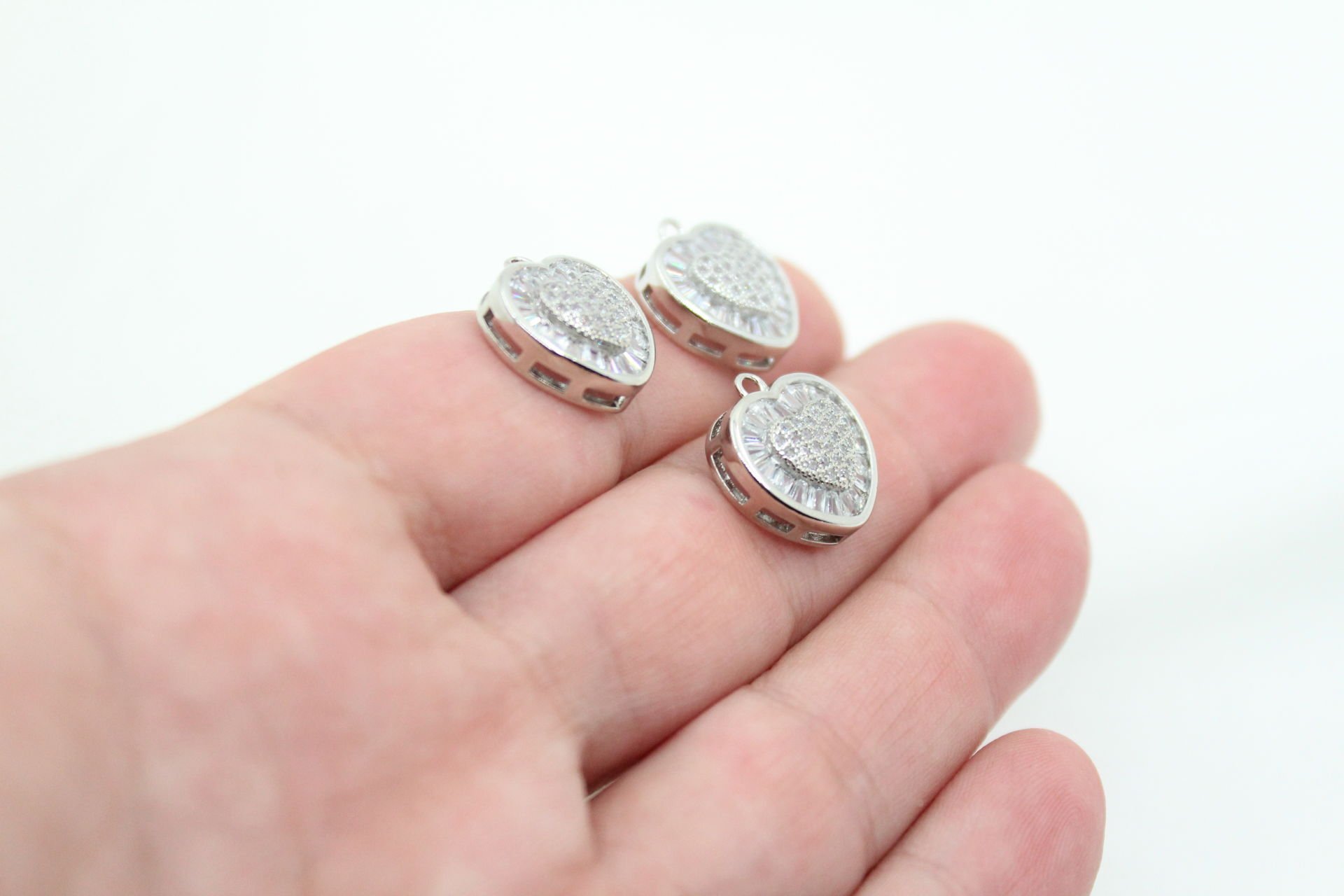 Rodyum Kaplama Baget Zirkon Taşlı Büyük Kalp