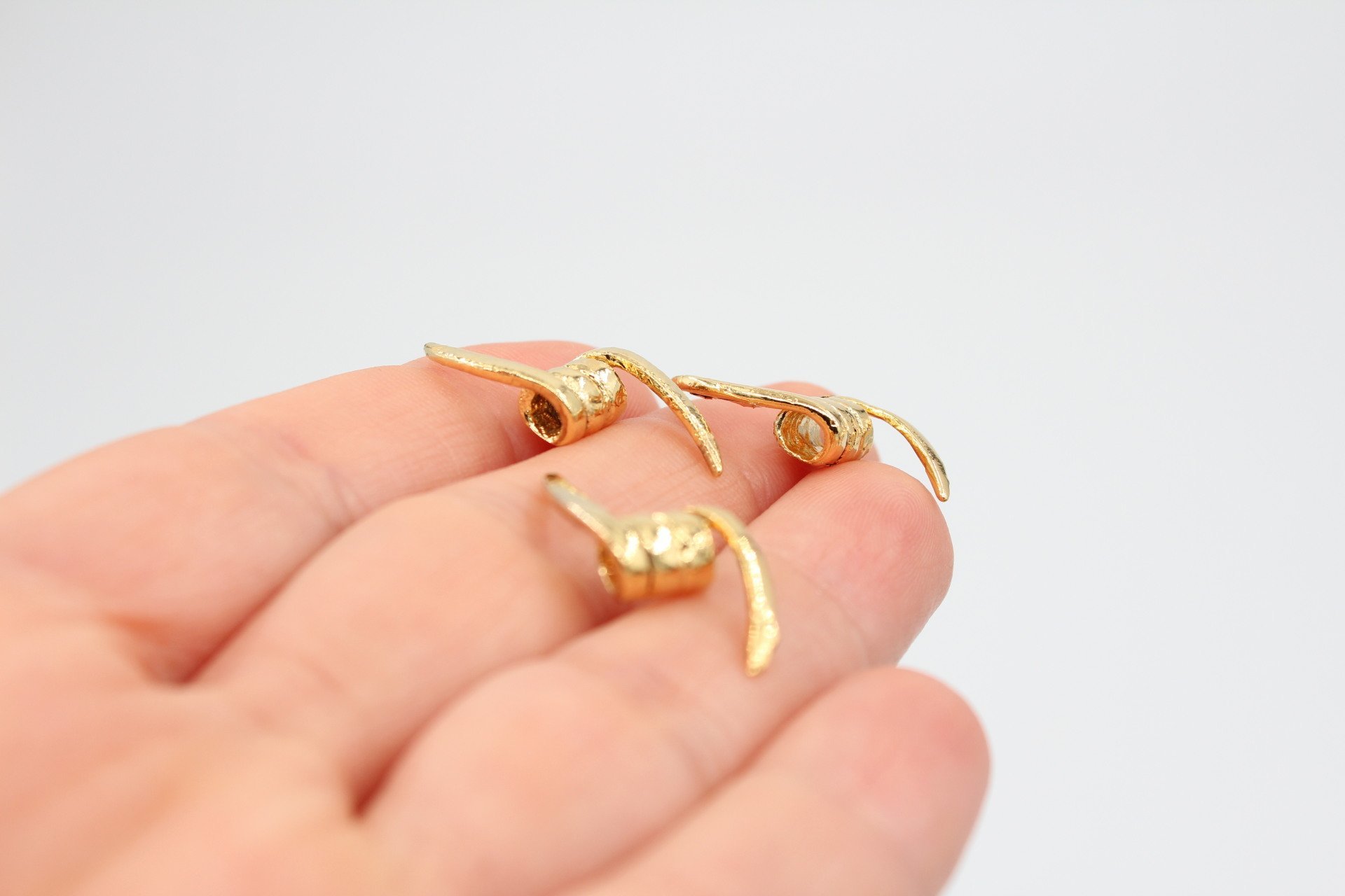 Altın Kap. Ara Aparat