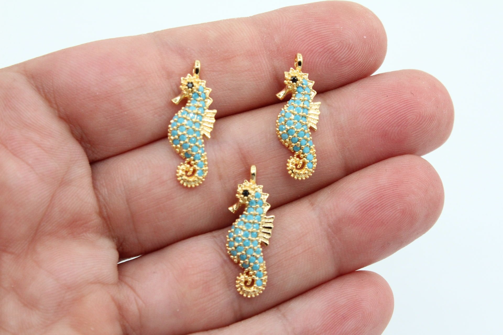 Altın Kaplama Turkuaz Taşlı Deniz Atı