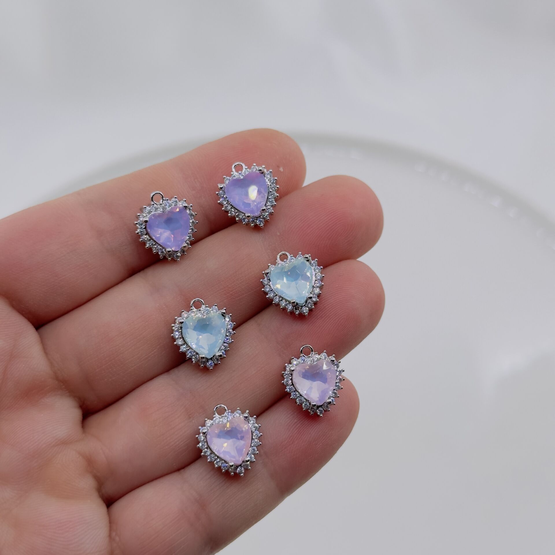 Rodyum Kaplama Efektli Kafesli Kalp