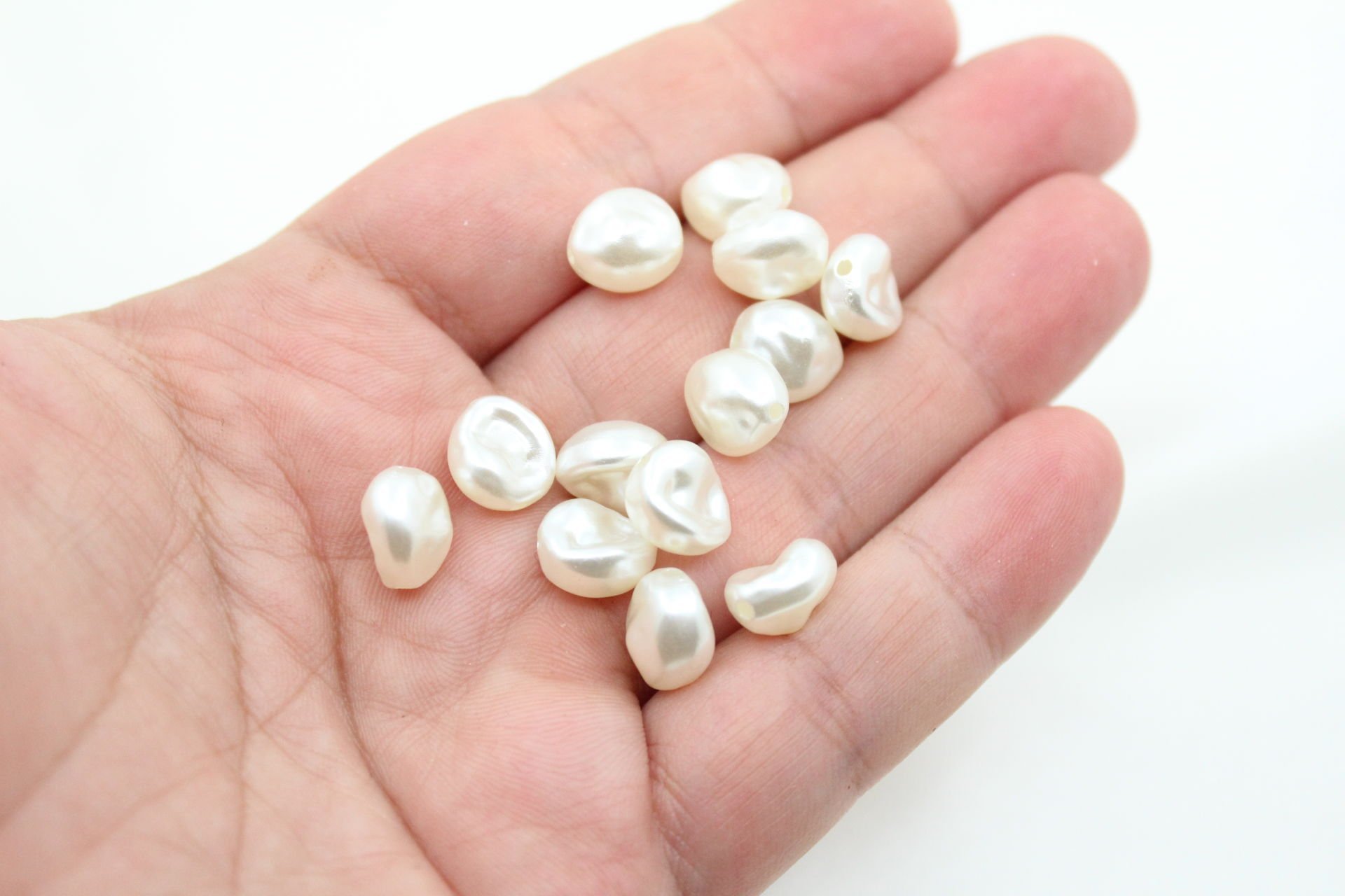 Plastik Şekilli İnci No:9