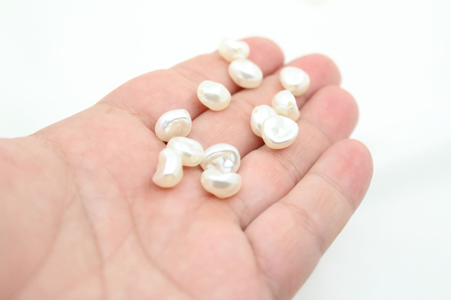 Plastik Şekilli İnci No:9