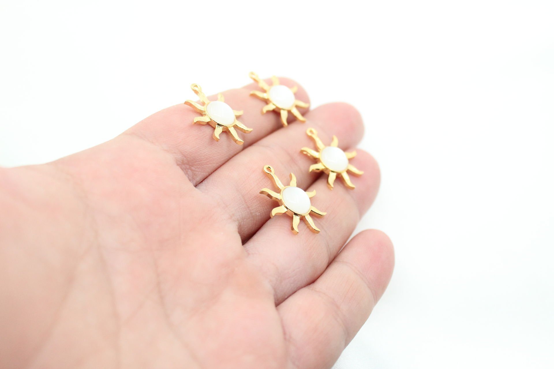 Altın Kaplama Sedef Taşlı Güneş