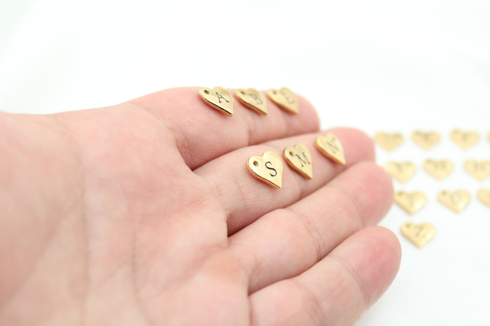 Altın Kaplama Kalpli Pul Harf