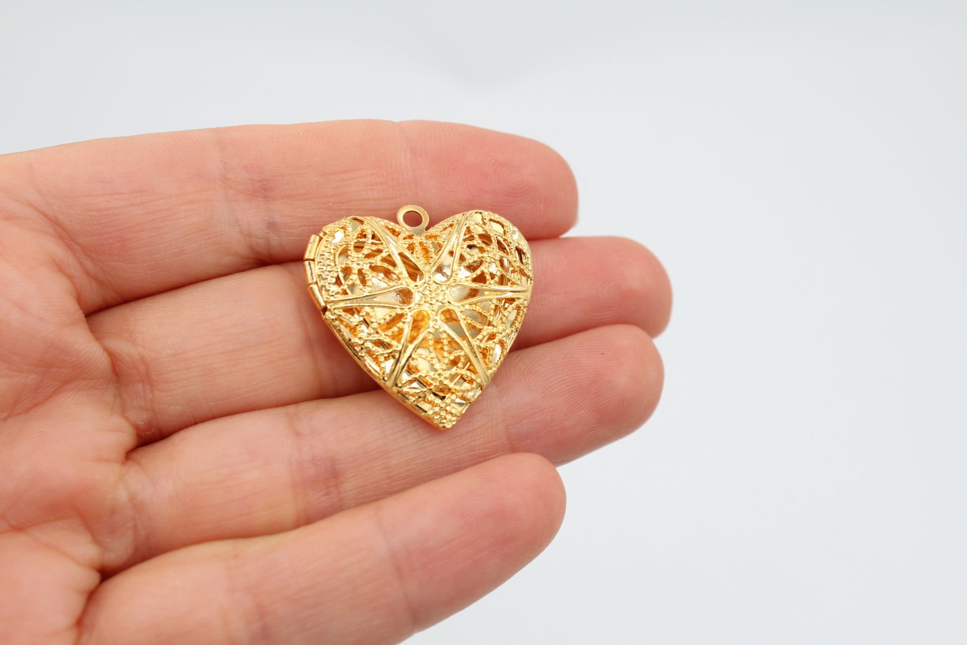 Altın Kaplama Yeni Desenli  Açılır Kalp