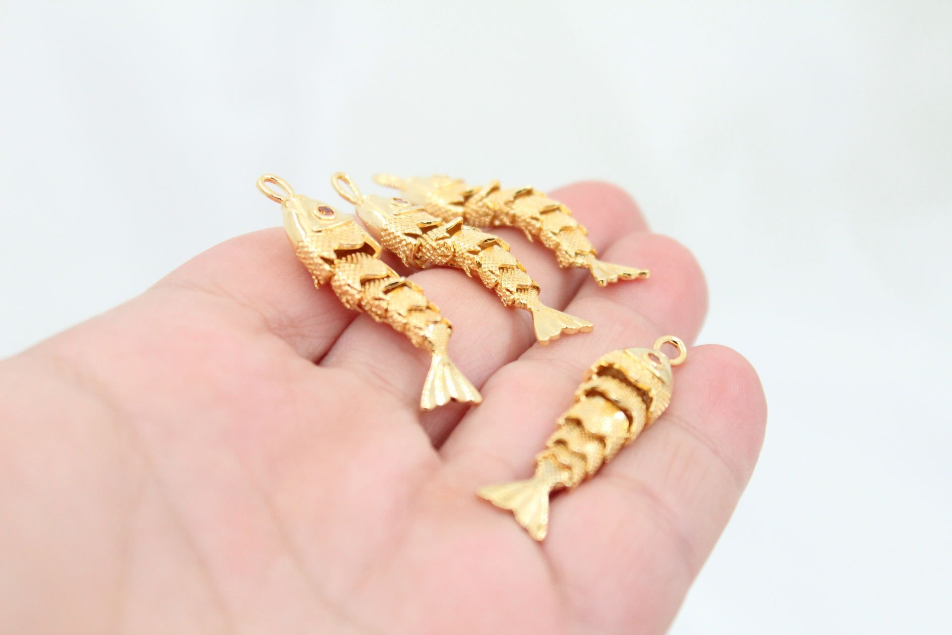 Altın Kaplama Turuncu Gözlü Büyük Oynar Balık