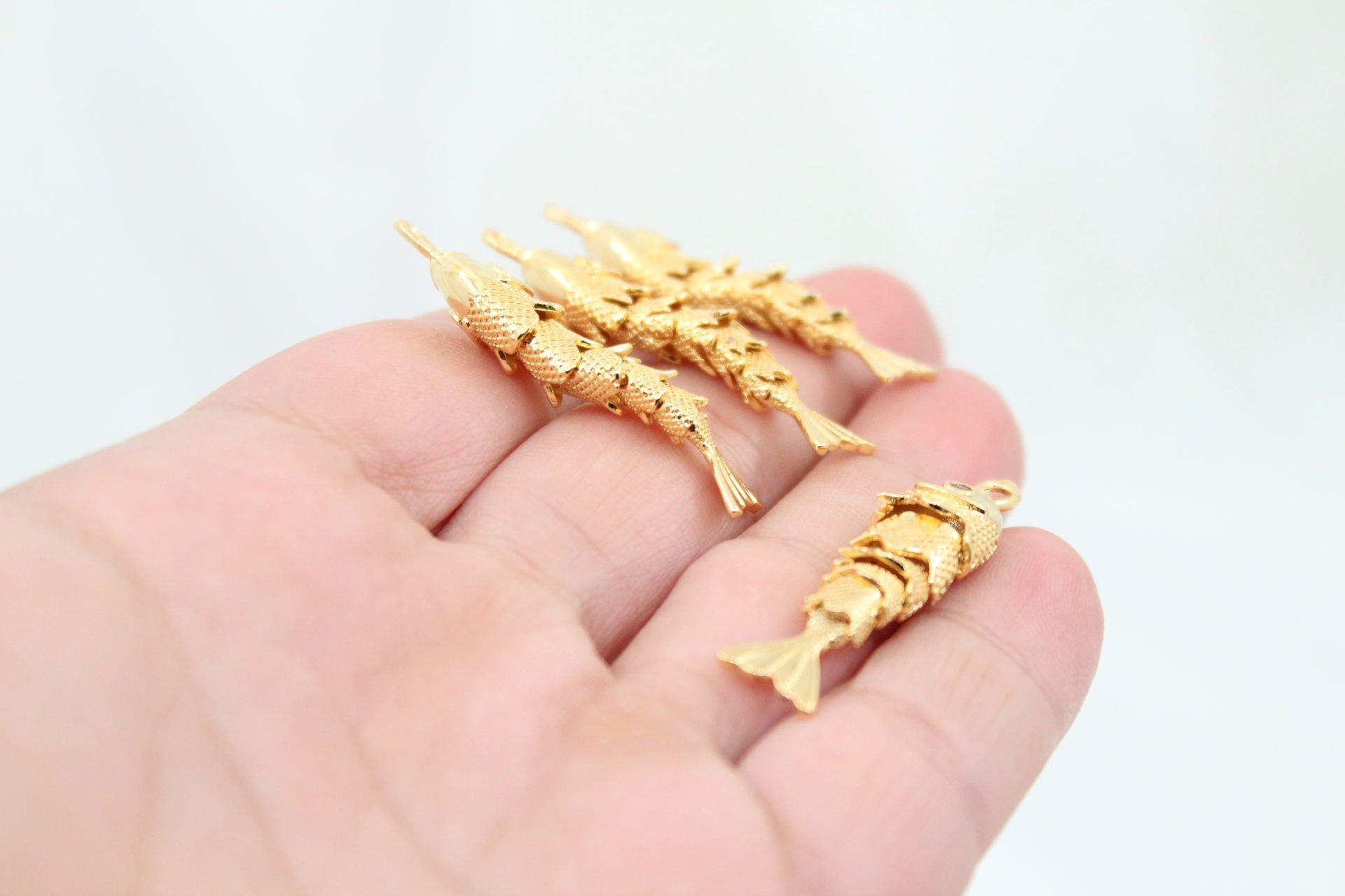 Altın Kaplama Kırmızı Gözlü Büyük Oynar Balık