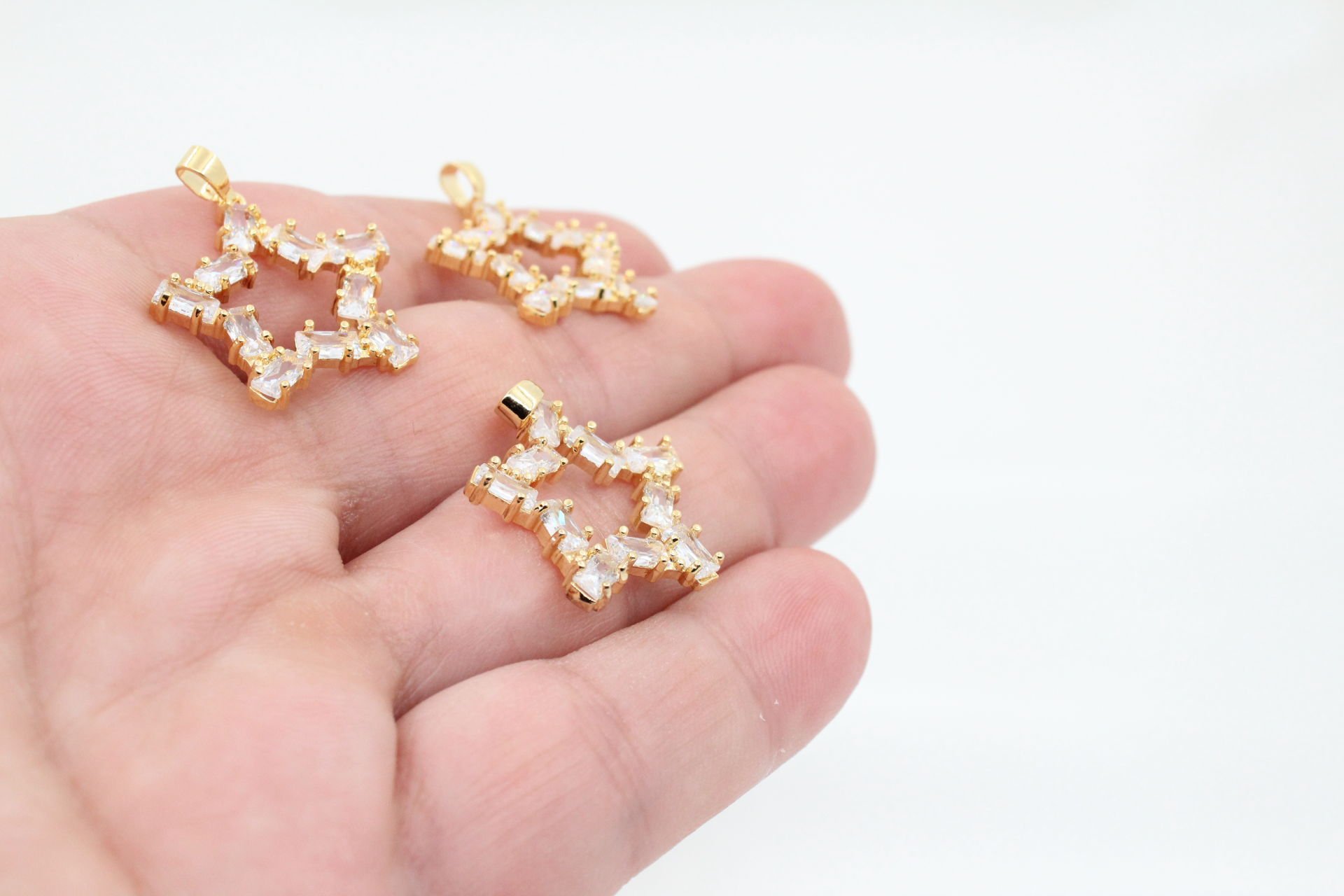 Altın Kaplama Baget Taşlı Yıldız Kolye Ucu