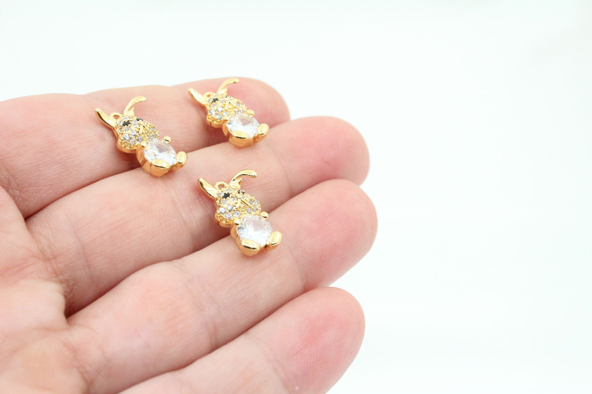 Altın Kaplama Zirkonlu Tavşan Kolye Ucu