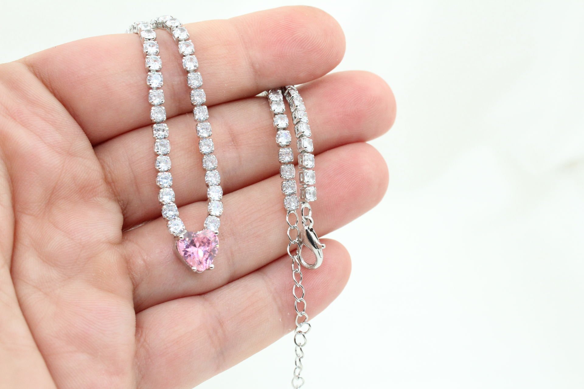 Rodyum Kaplama Pembe Kalp Taşlı Su Yolu Kolye ve Bileklik Seti