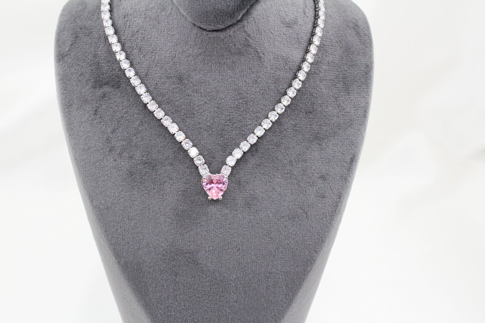 Rodyum Kaplama Kalpli Su Yolu Kolye