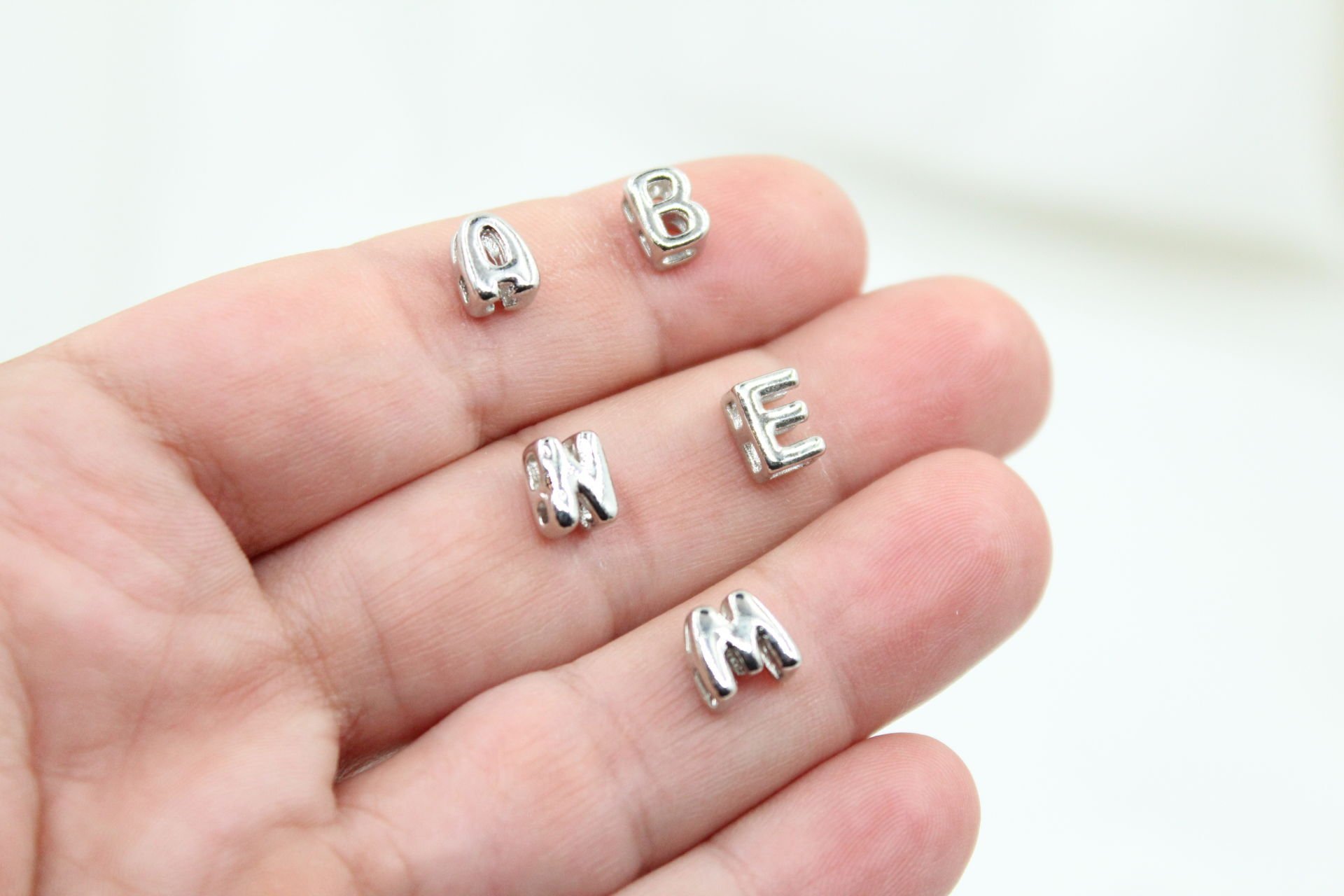 Rodyum Kaplama Minimal Balon Harf