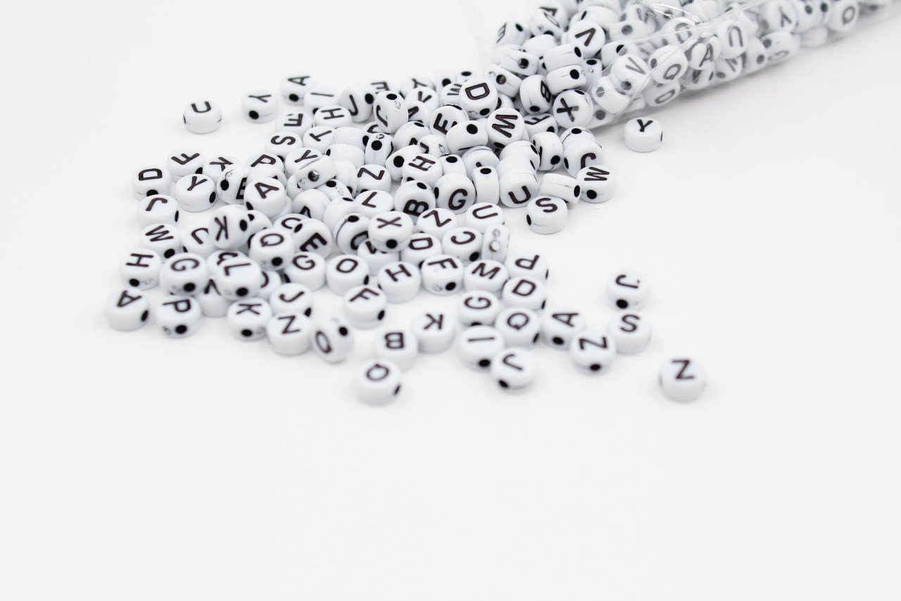 Beyaz Siyah Harf 100gr