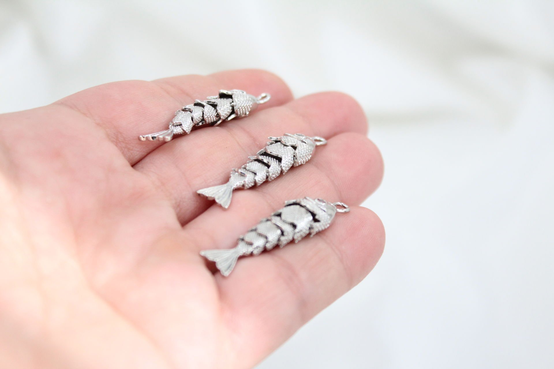 Rodyum Kaplama Kırmızı Gözlü Büyük Oynar Balık