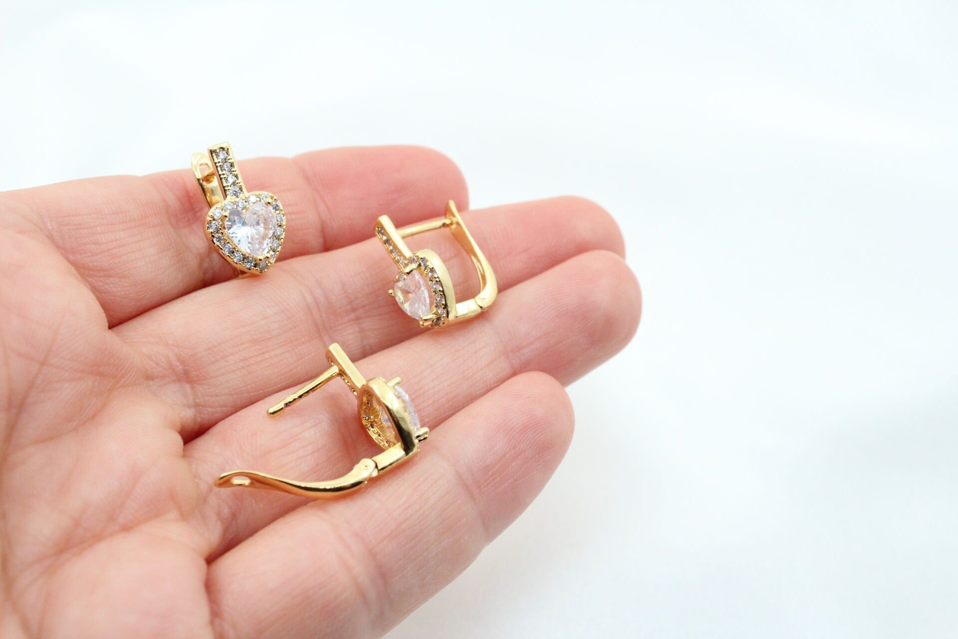 Altın Kaplama Zirkon Kalpli Küpe