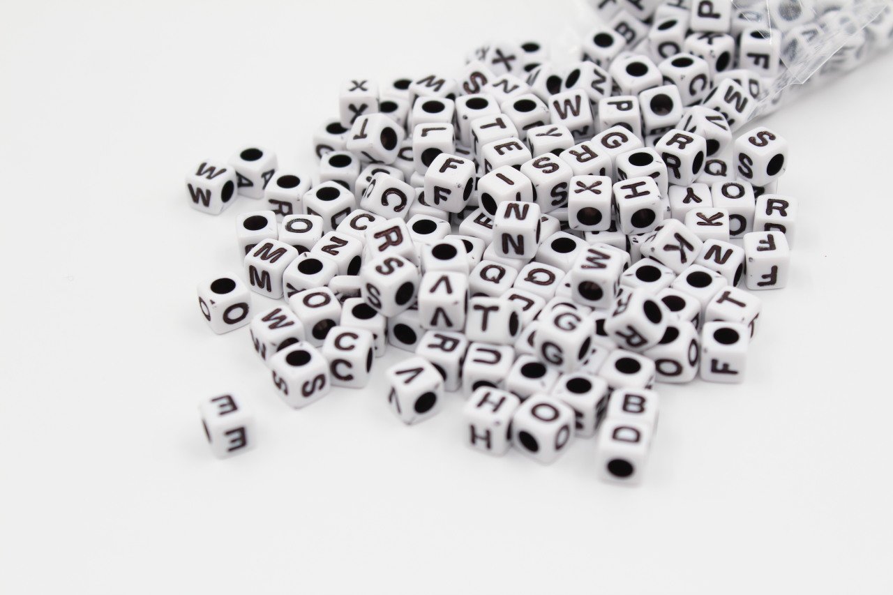 Beyaz Siyah Harf 100gr