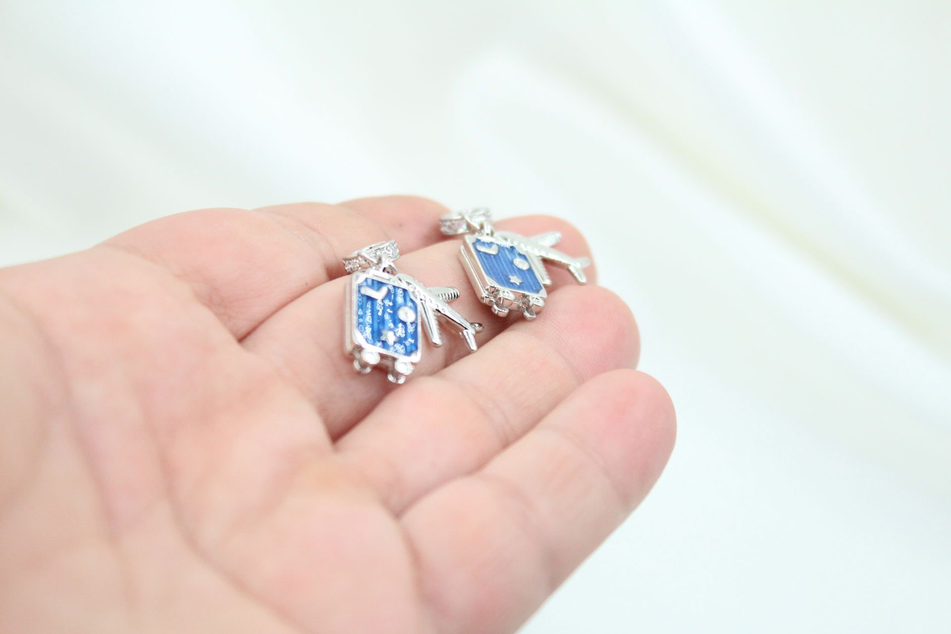 İthal Bavul ve Uçak Kolye Ucu Rodyum