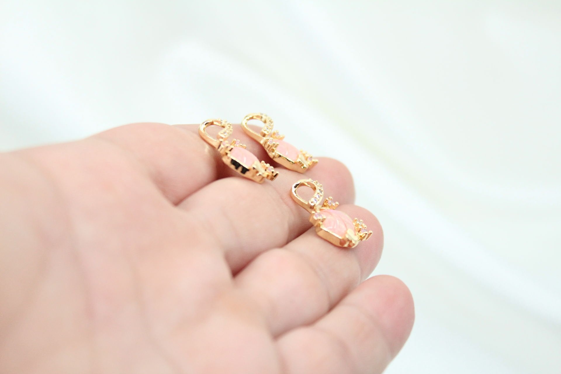 İthal Pembe Simli İstiridye Kolye Ucu Altın